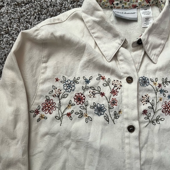 Embroidered white button down - Picture 1 of 4